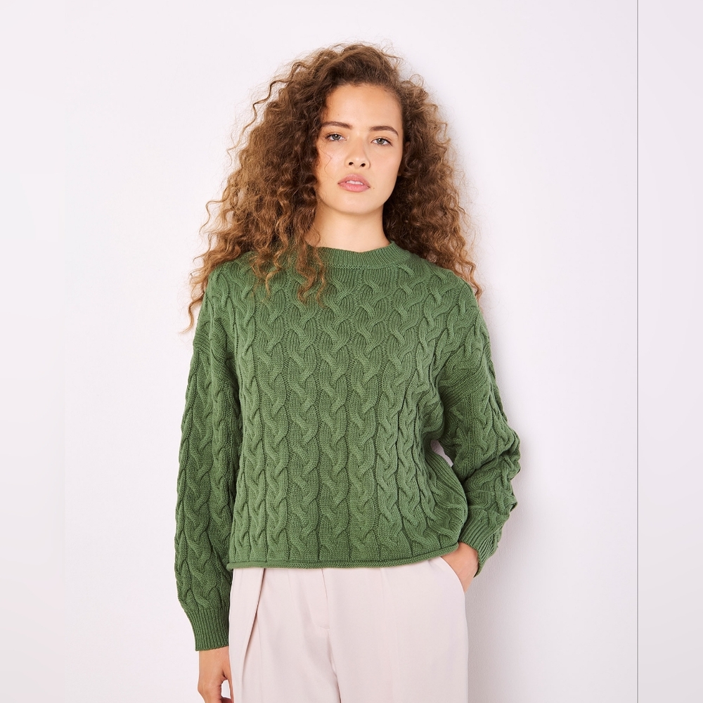 Cableknit Sweater